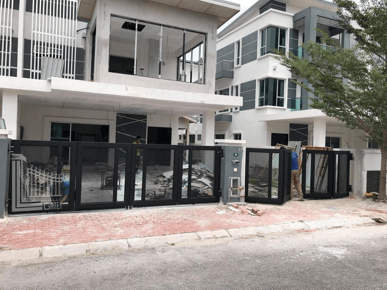 Folding Gate Design 15 by Wai Keong Iron Work — view 1