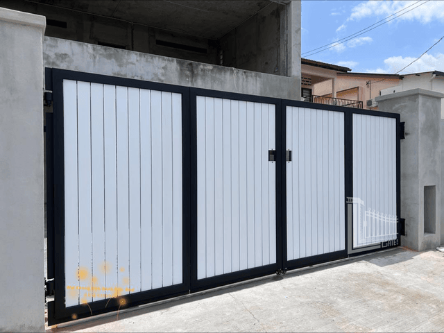 Folding Gate Design 7